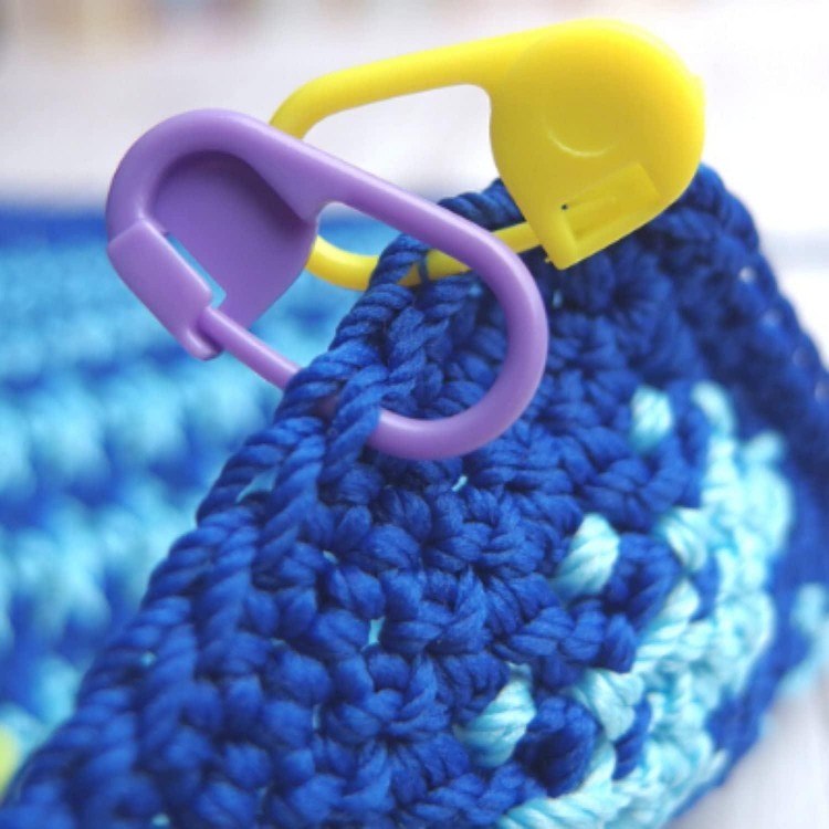 Luwans Stitch Markers for Crocheting,Lightweight Plastic Crochet Pins